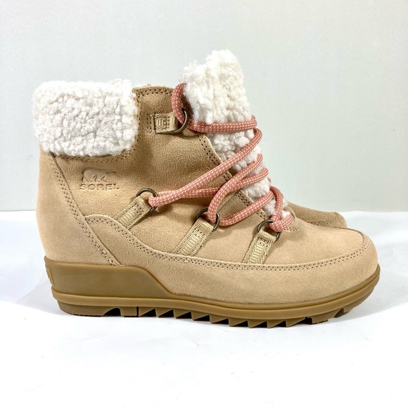 SOREL Evie Lace up Wedge Bootie Boots Size 7.5 - Picture 1 of 9